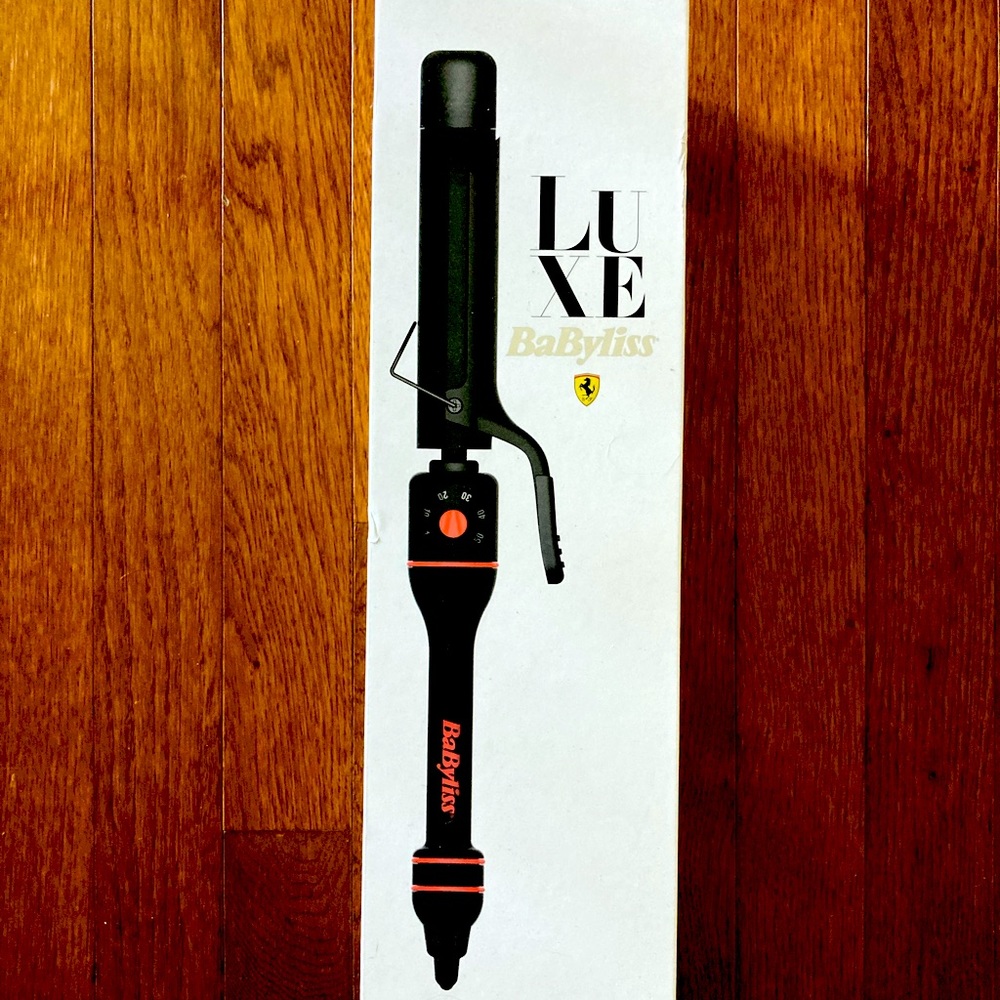 NWT Babybliss Pro Curling Iron